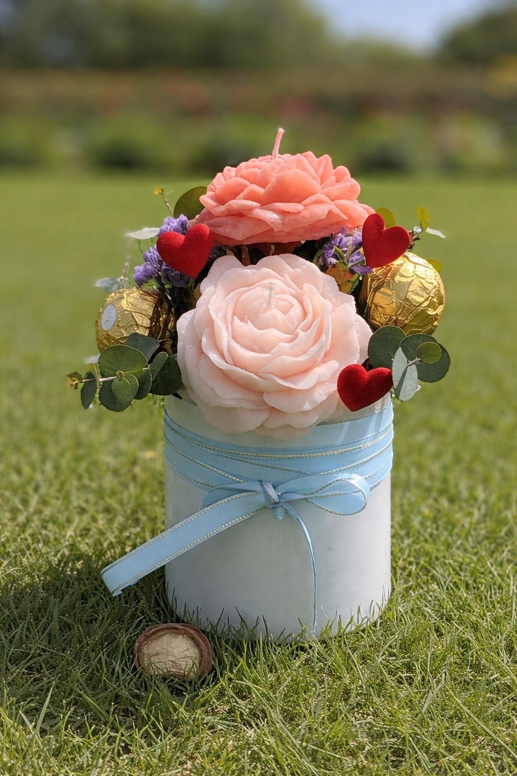 Luxury Scented Rose Candle and Ferro rocher Chocolate bouquet